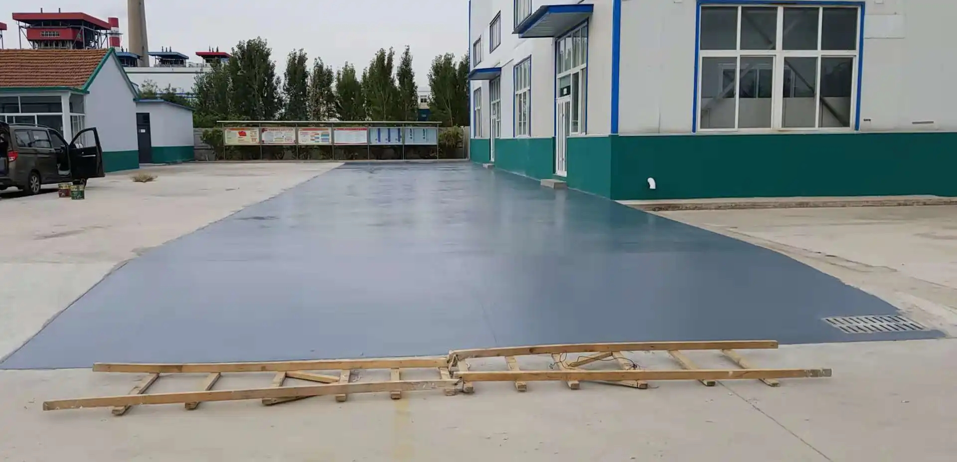 徐汇车间厂房地坪漆修补翻新